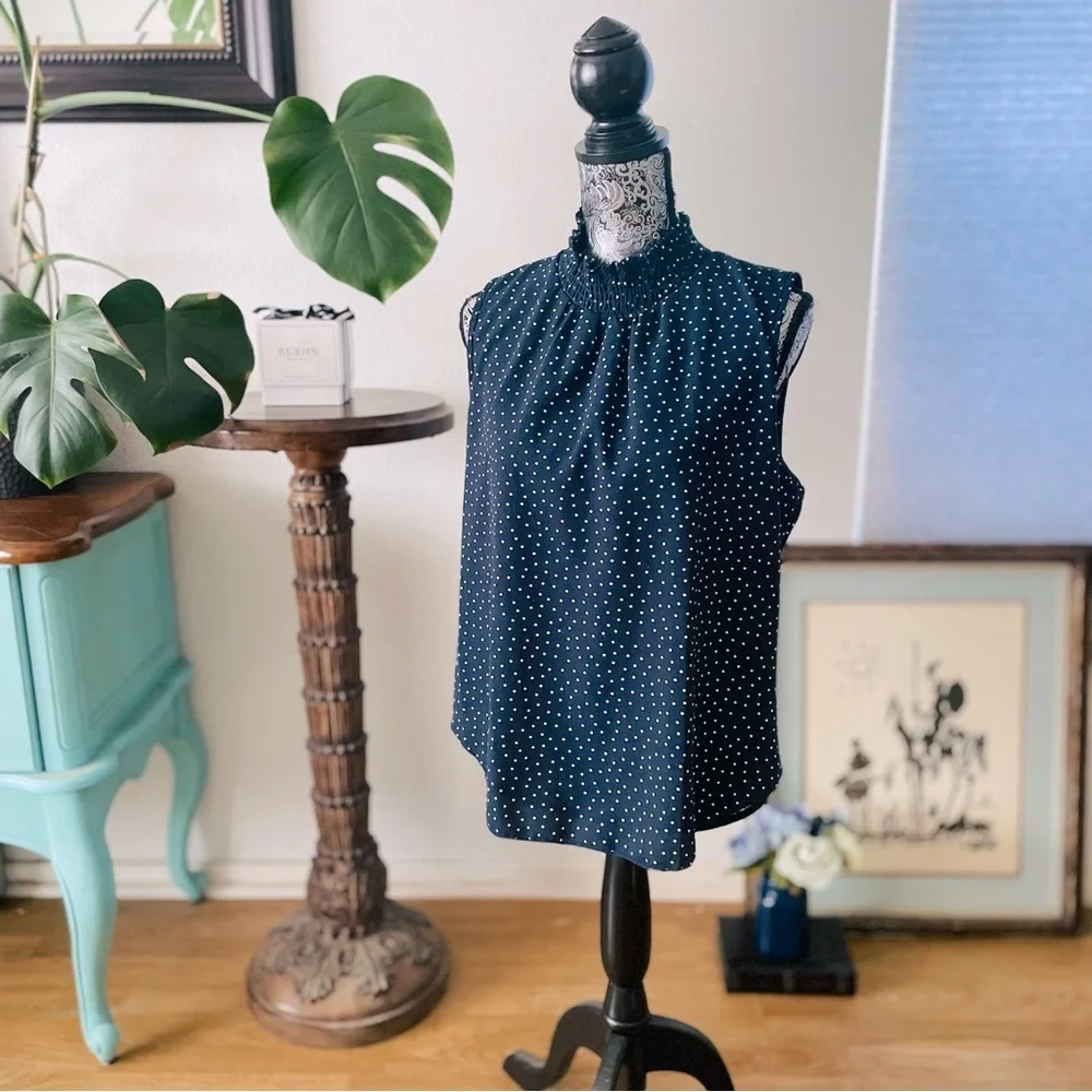 Sleeveless Ruffle Mockneck Polka Dot Tank Blouse in White / Navy - Picture 5 of 6